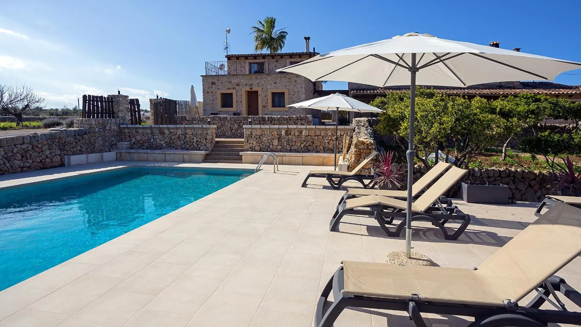 Agroturismo Ses Illes Costitx  Bauernhof